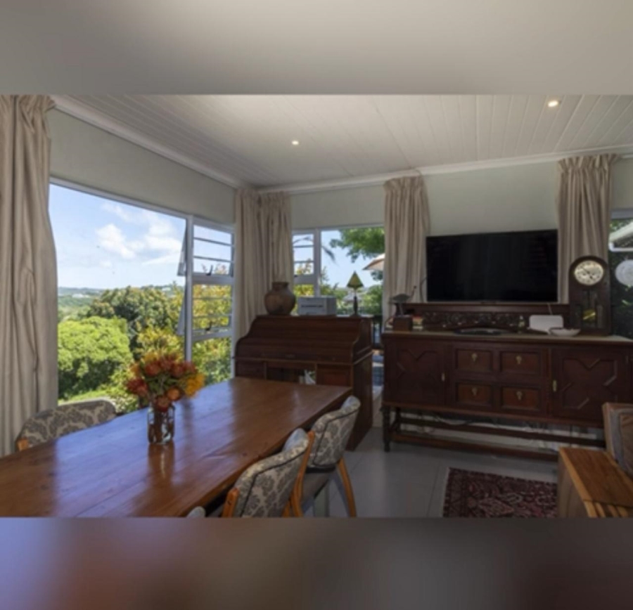 4 Bedroom Property for Sale in Seafield Eastern Cape